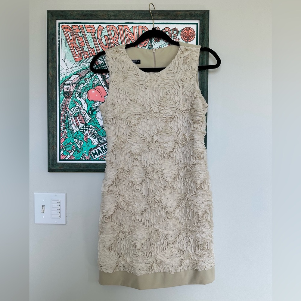 Rinascimento Italy Floral Textured Cream Sleeveless Mini Dress Women’s S Small